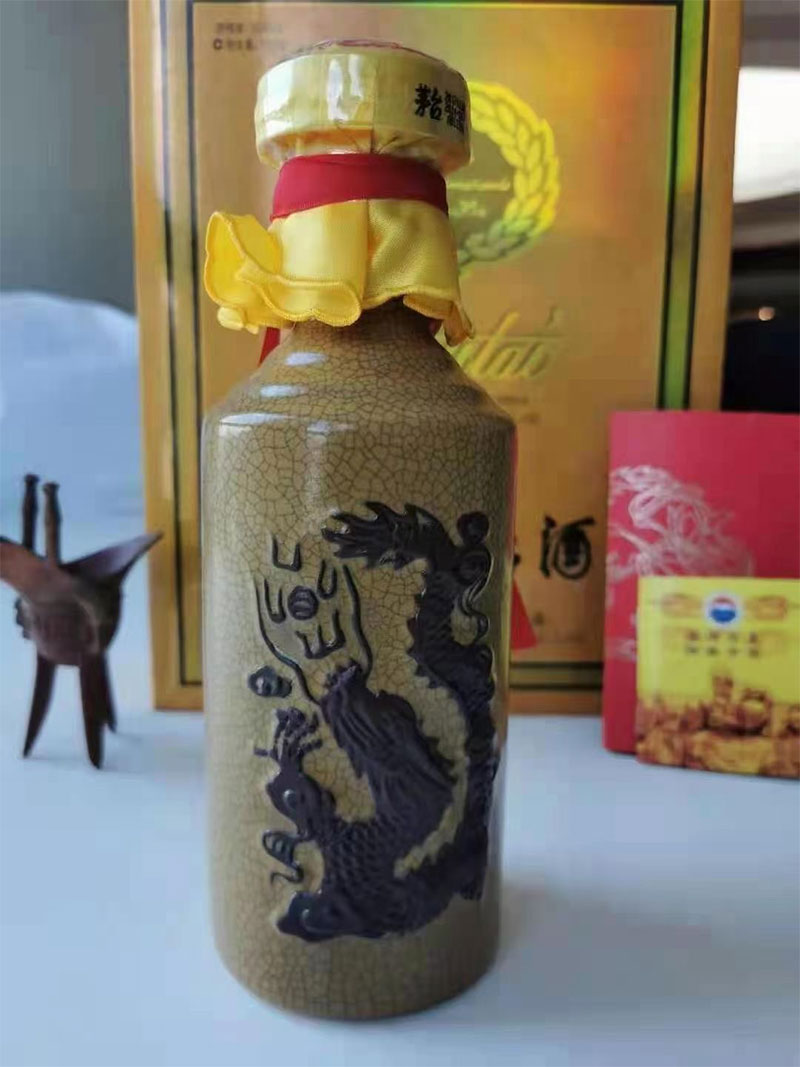 最新絕當品：貴州茅臺酒，醬香型酒茅臺三十年